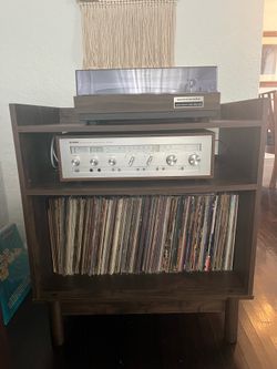 Turntable Stand