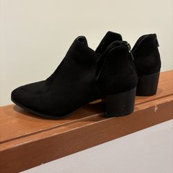 Black Suede Boots 