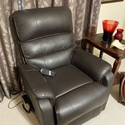 Sleep To Standing Lift Chair (contact info removed)