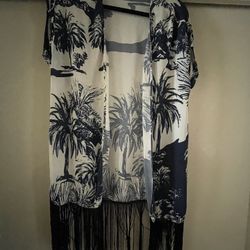 Blue And White River Island Fringed Kimono 14