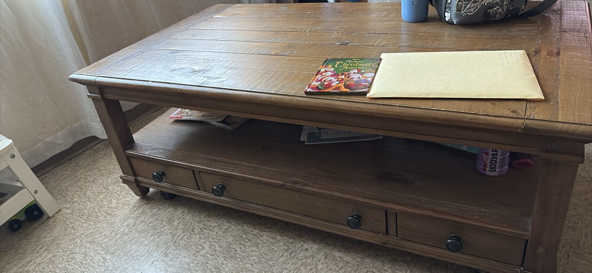 Solid Wood Lift Top Coffee Table On Wheels