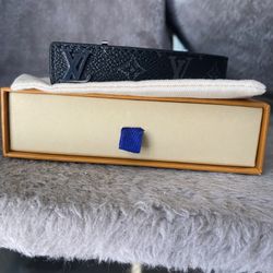  Bracelet/Wristband Nice Style Mens And Women Size 21