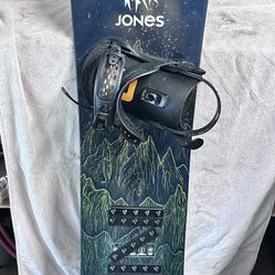 Jones Kids Snowboard. 137