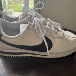 Nike cortez 6 Youth