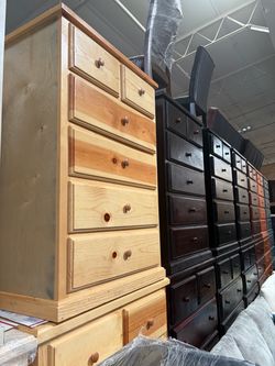 Pinewood Duplex 6D Chests New