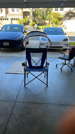 GCI Outdoor Chair w/ Canopy