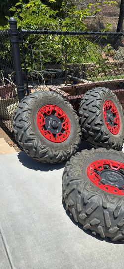 CanAm tires and rims