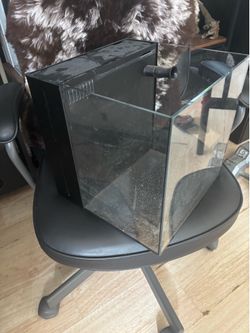 UNA 7 gallon all in one fish tank