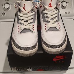 Fire Red 3s, Size 10.5
