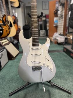 Samick/Greg Bennett Malibu Electric Guitar