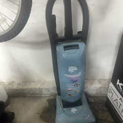 Dirt Devil Vacuum 