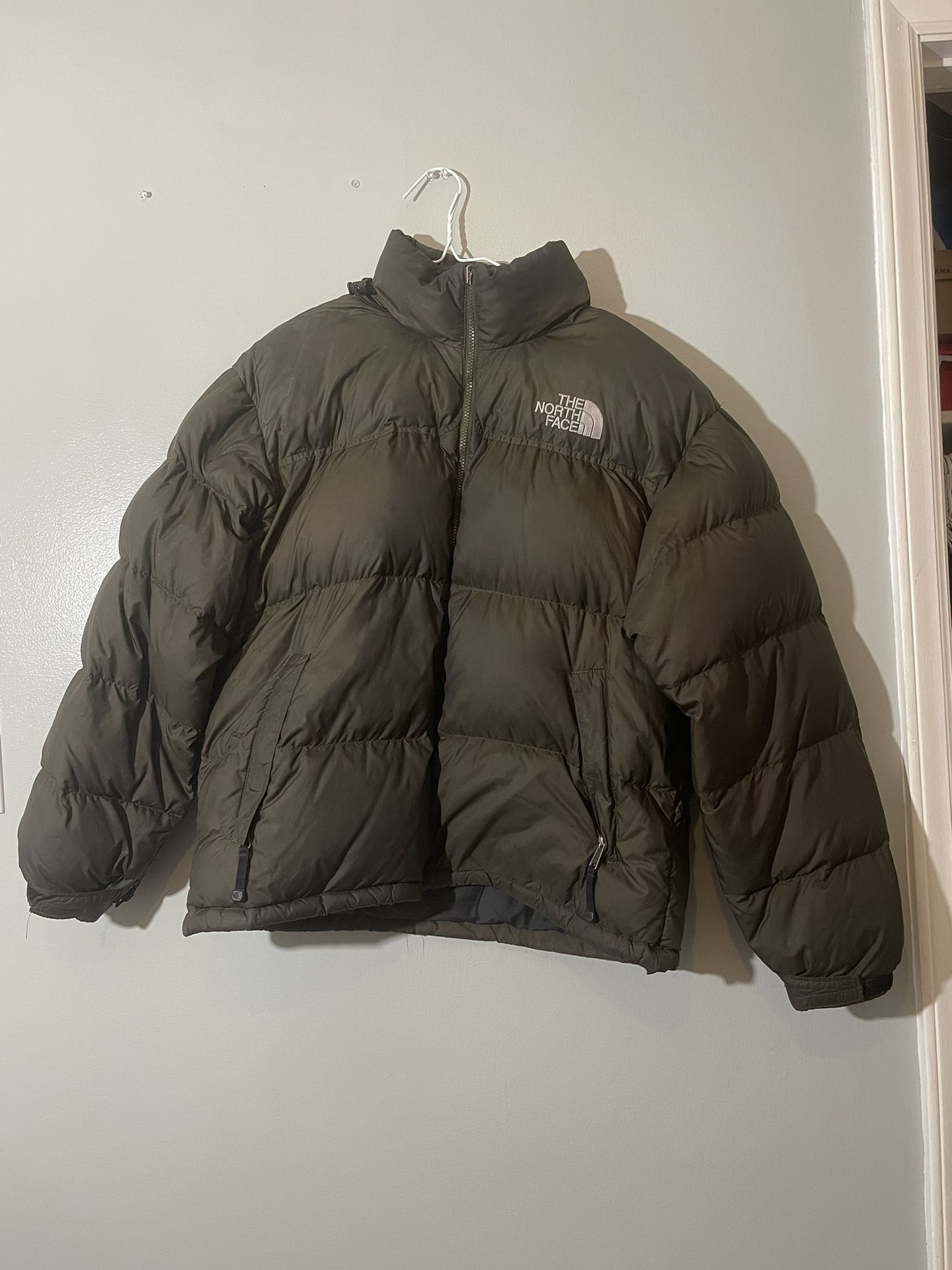 Men’s Large NorthFace Puffer USED