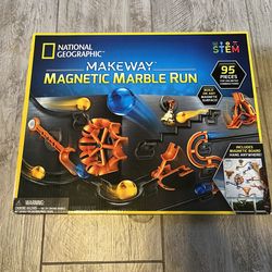 Nat Geo Magnetic Marble Run Toy