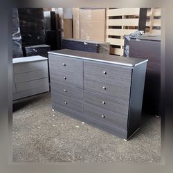 Eighth drawers dresser with rails