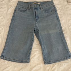 Levi’s shorts $10