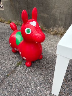 These are two fun toys for toddlers up to age 5