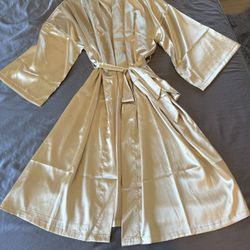 Carolina Herrera Gold Silk Robe New