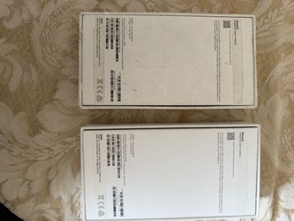 3 iPhones 15 (pink-black-white)