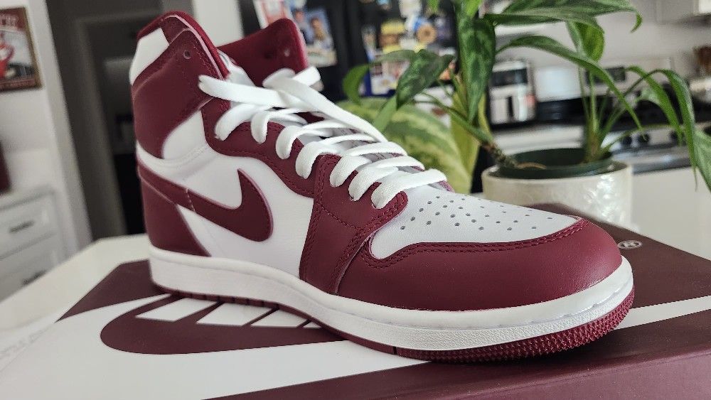 Air Jordan Retro High OG White/Team Red