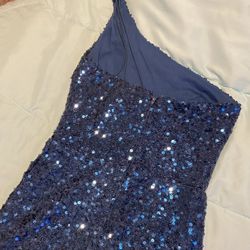 HOMECOMING DRESS - WORN ONLY ONCE!