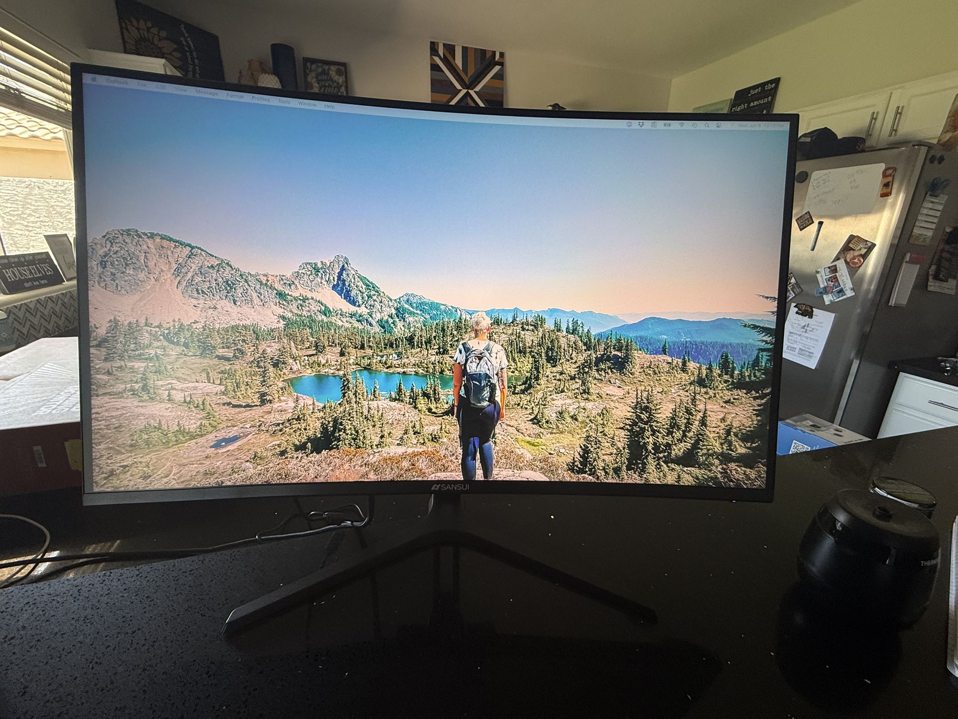 27” Curved Monitor