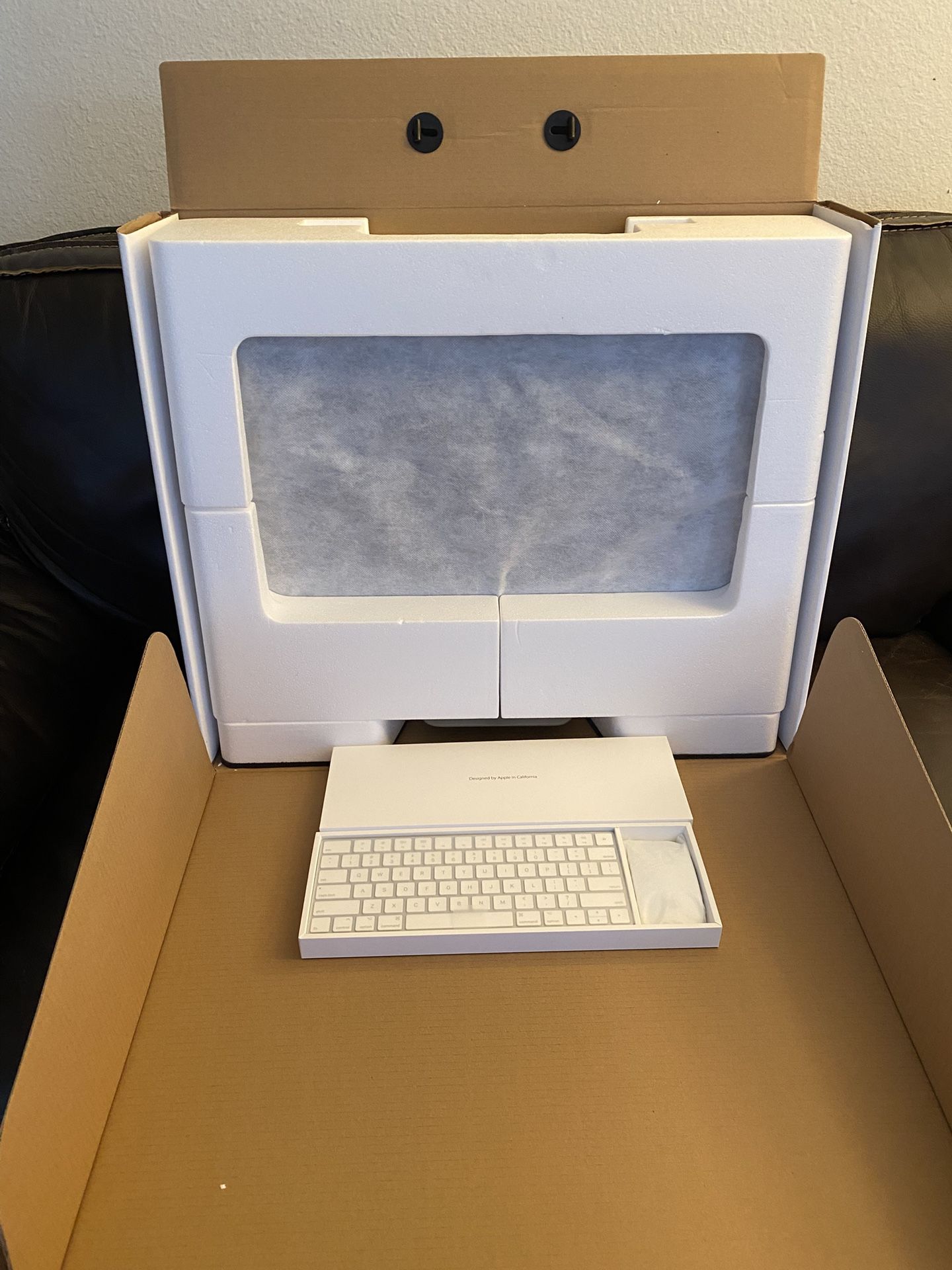21.5” iMac (Retina 4K, 2017)