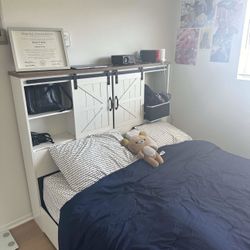 Queen Size Storage Bed w/ Bookcase Headboard 