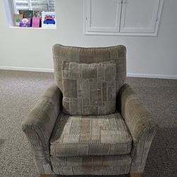Lazy Boy Brand Recliner With Matching Pillow