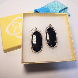 Kendra Scott 