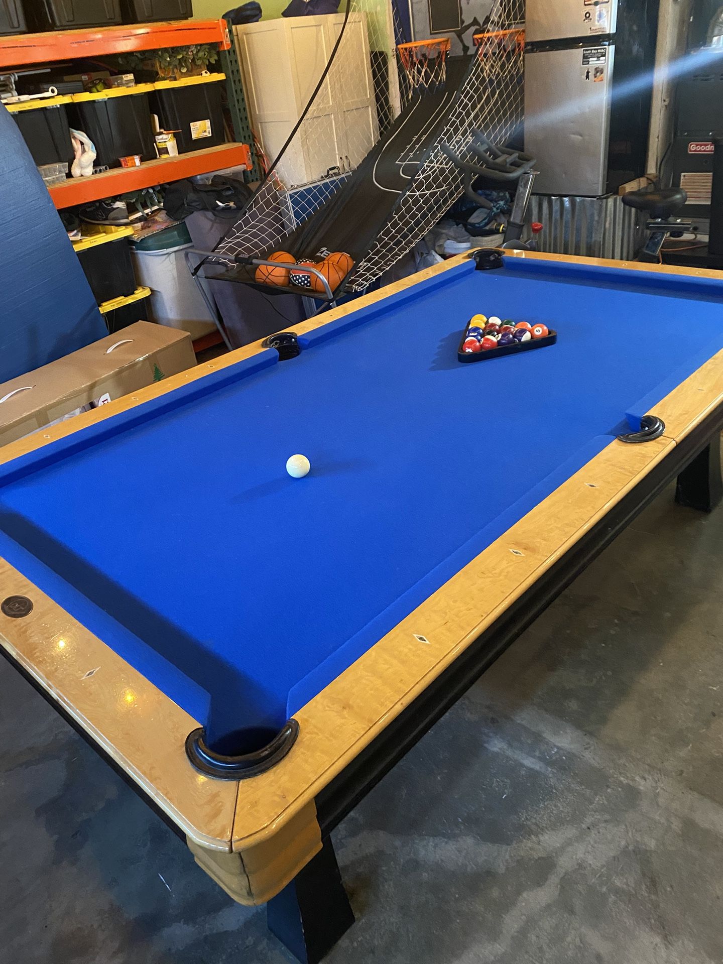 8ft Pool Table
