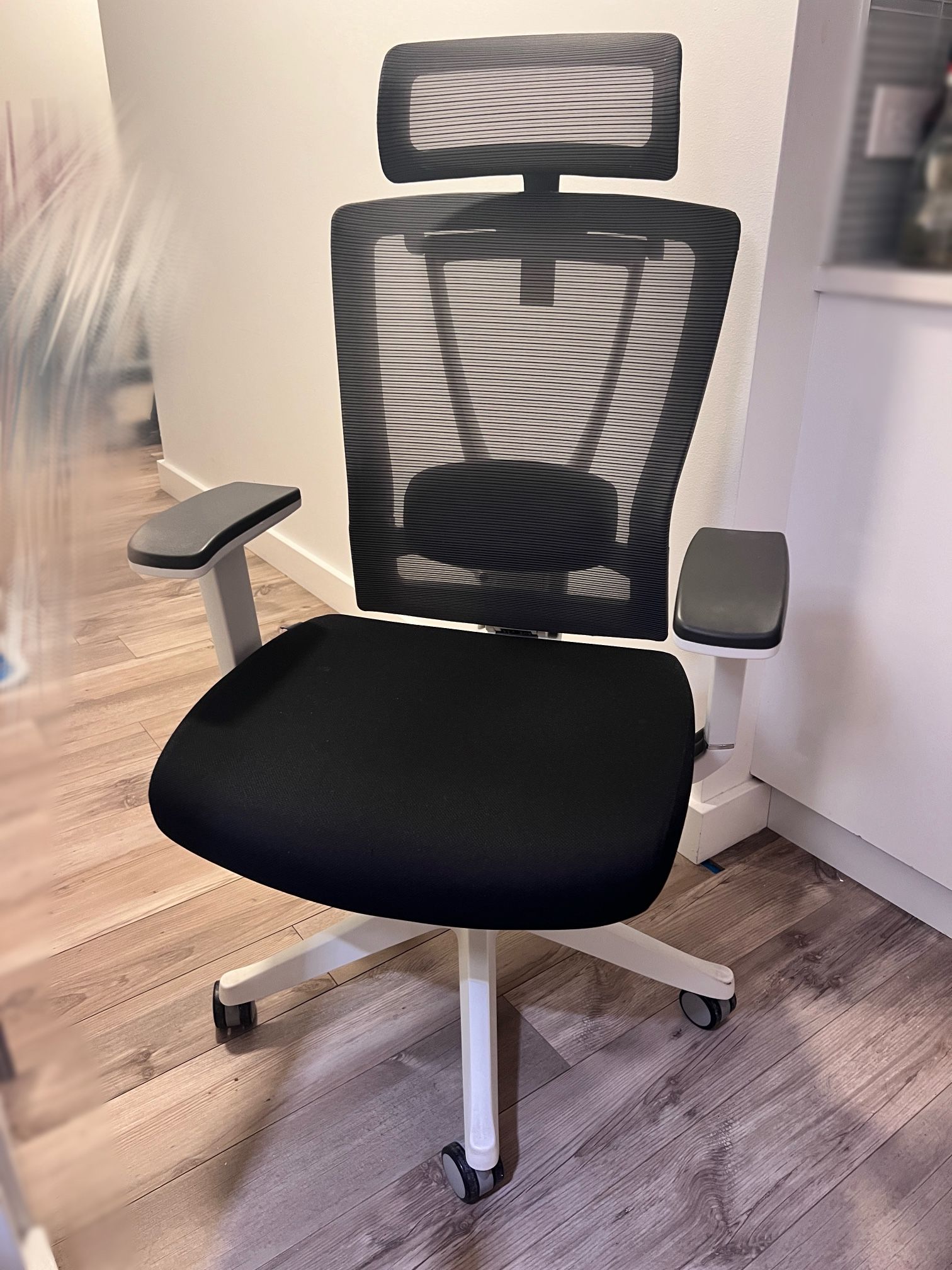 Autonomous ErgoChair Pro – Excellent Condition