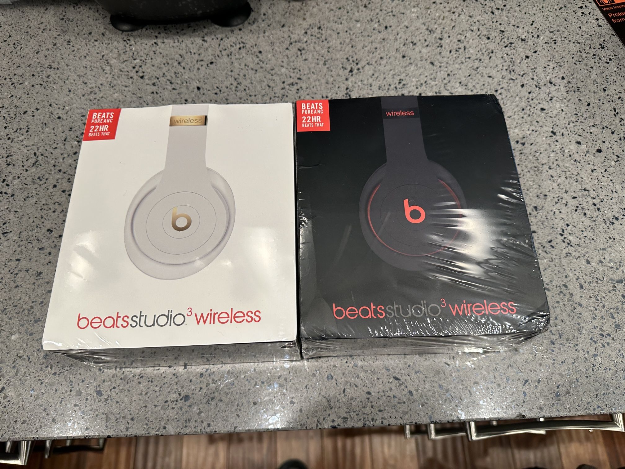 NEW Beats studio 3 wireless by dre