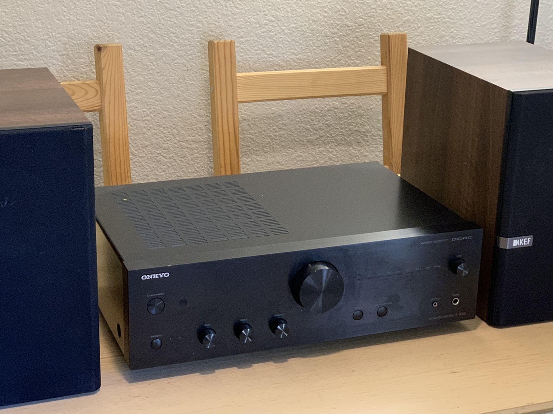 Onkyo A-9050 Integrated Stereo Amplifier