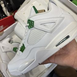 Metallic Greens 4s Jordan’s 
