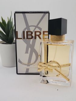 Yves Saint Laurent
 
Libre Eau de Parfum

1.6 fl ⭐️