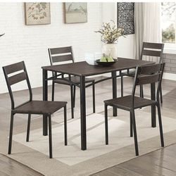 5 PC DINNING SET NEW IN BOX ☎️ 1714586,2564 