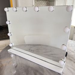 VANITY  MIRROR 