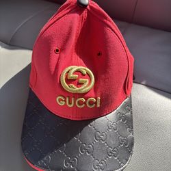 Red Designer Hat Gucci 0410