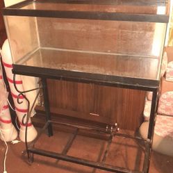 Aquarium 20 gallon long with stand