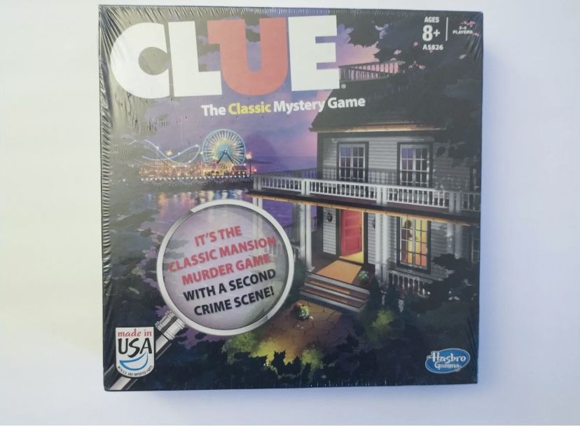 Hasbro - Clue Game Classic Board Game 2013 - Two Crime Scenes! New & Sealed