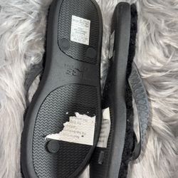 WOMENS UGG SANDALS SIZE 5
