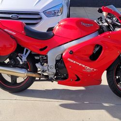 1999 Triumph Sprint 955st