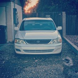 2001 toyota avalon xl