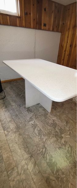 Quartz Dining table