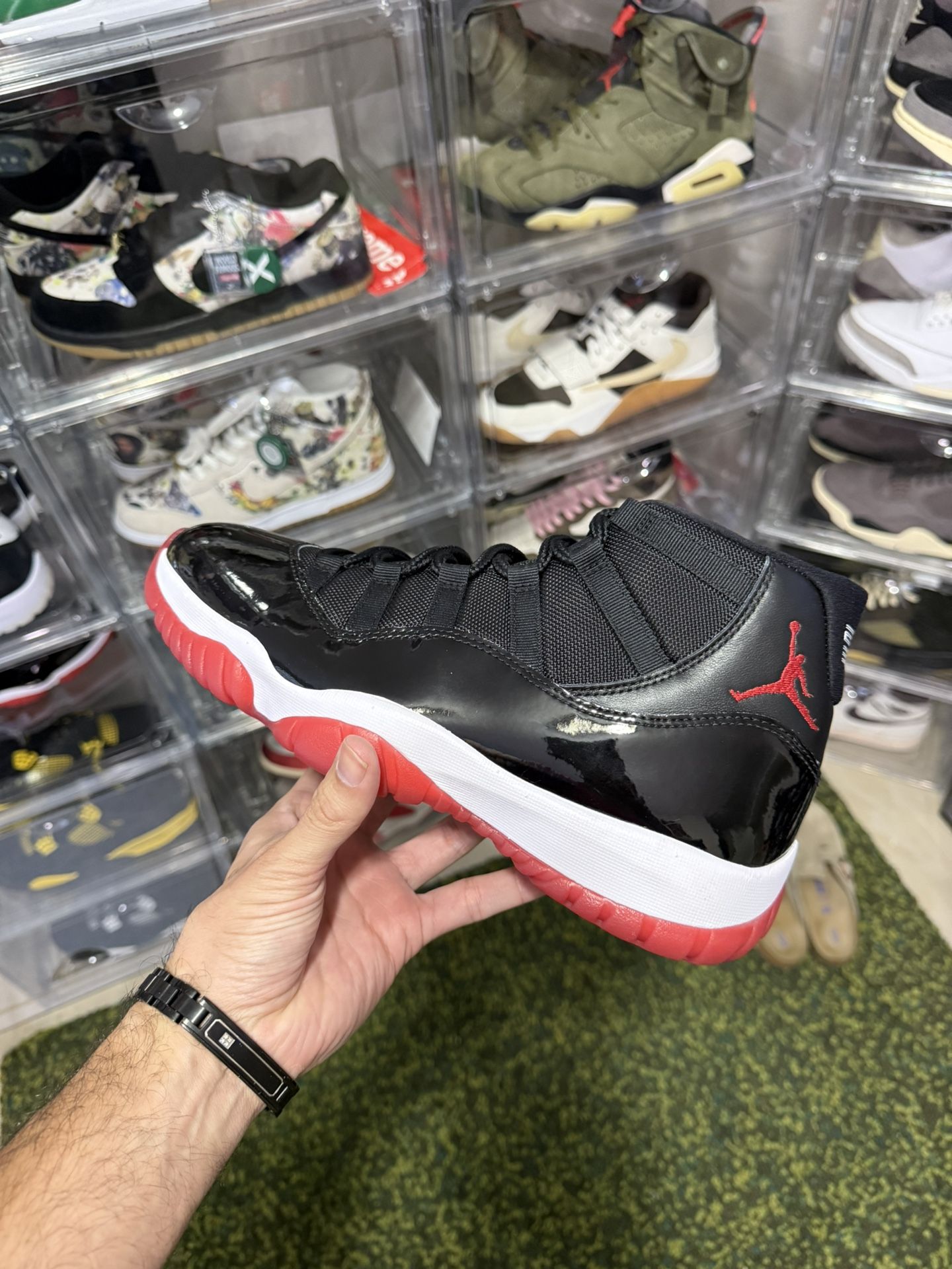 Jordan 11 Bred