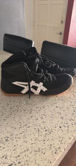 Asics Mutai , boxing shoes size 7