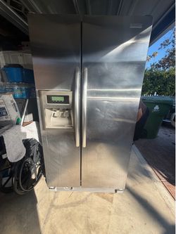 Kitchenaid Side-by-Side stainless steel Fridge