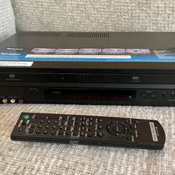 Sony SLV-D281P DVD VCR  VHS Player Combo Video Cassette Recorder with Remote