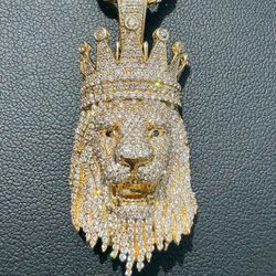 10k yellow gold 5CTW Natural Diamond Lion King charm pendant