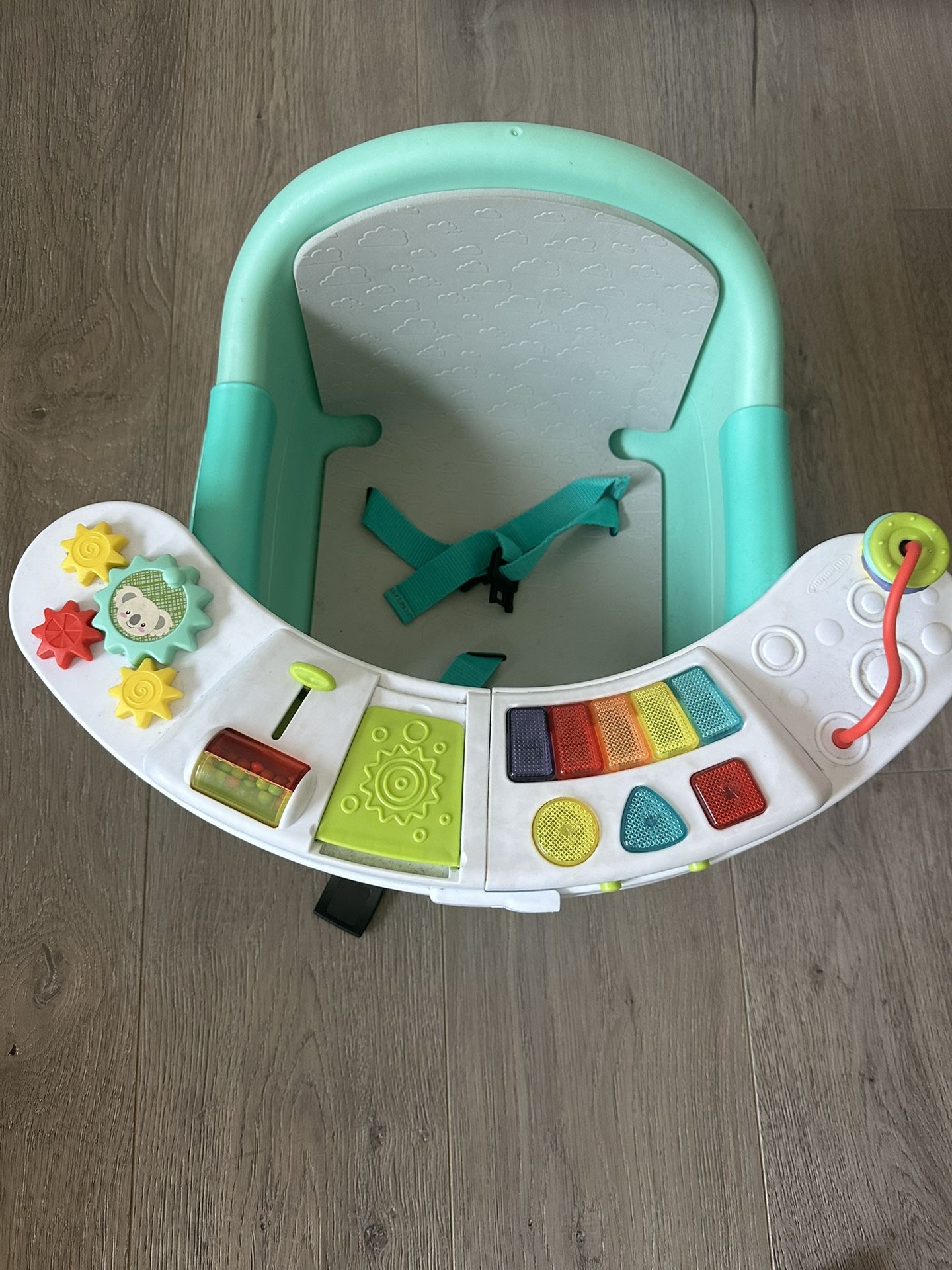 Infantino Go gaga Seat And Booster